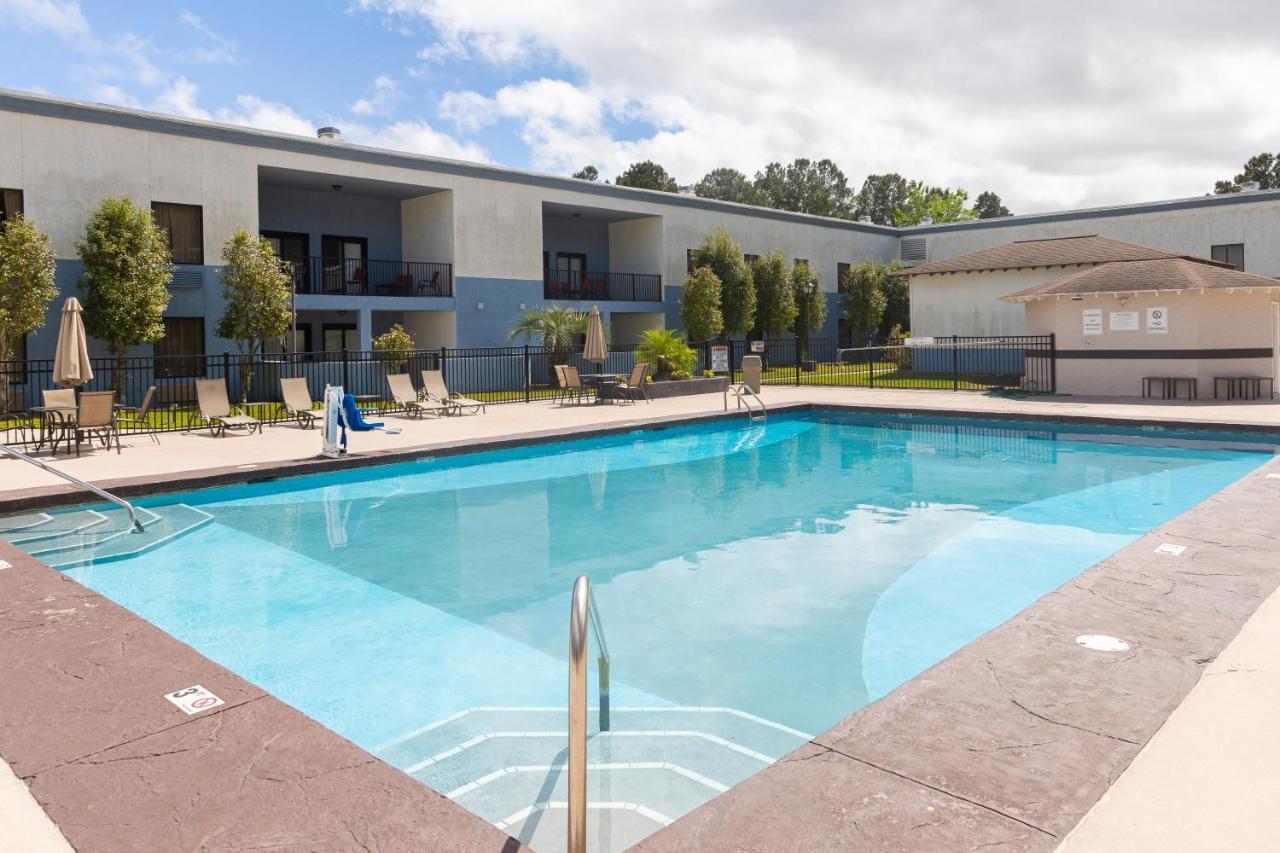 Cottonwood Suites Savannah Hotel & Conference Center Pooler Exterior foto